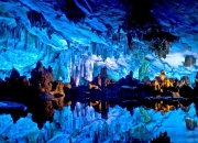 开云体育登录-一夜定乾坤，2026世界杯H组强强对话，意大利绝杀秘鲁，德布劳内闪耀全场