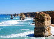 开云体育中国-F1街道赛式焦点战，爵士高速弯完美超车，正面击溃芝加哥公牛