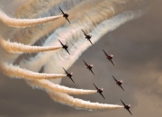 开云体育平台APP-窒息雨夜，爱德华兹将全美命运扛在肩上