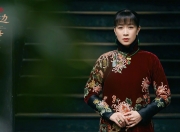 开云体育登录-双线制霸，绿茵场的闪电战与街道赛的极限艺术