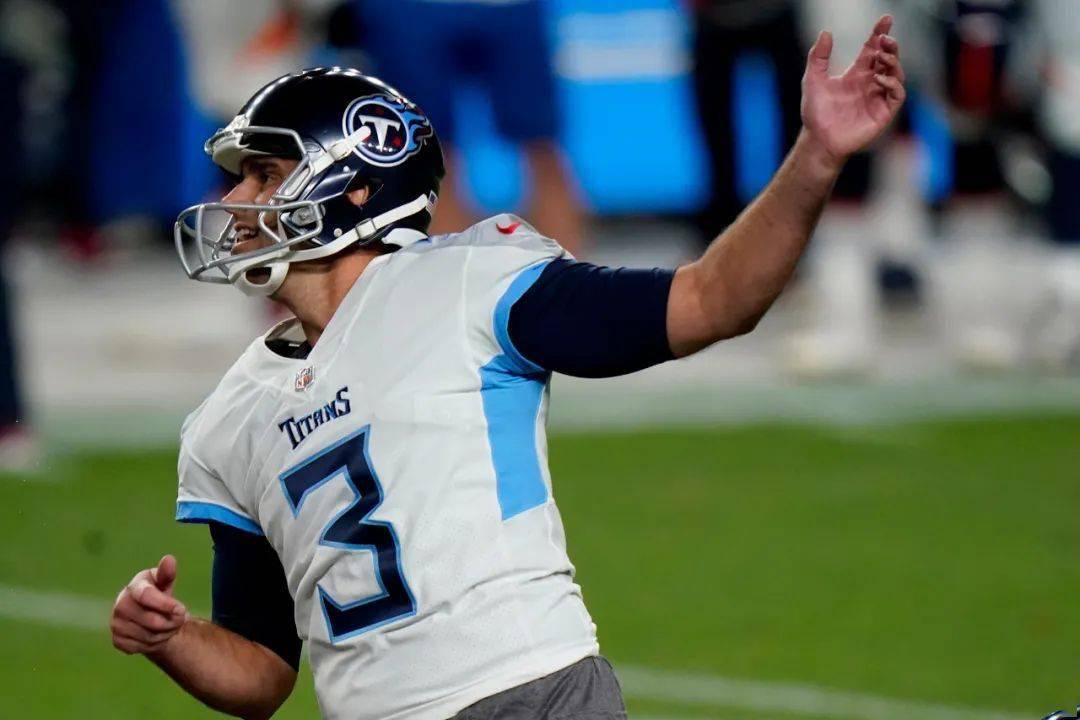 关于直布罗陀球员表现出色，助球队惊险取胜的信息