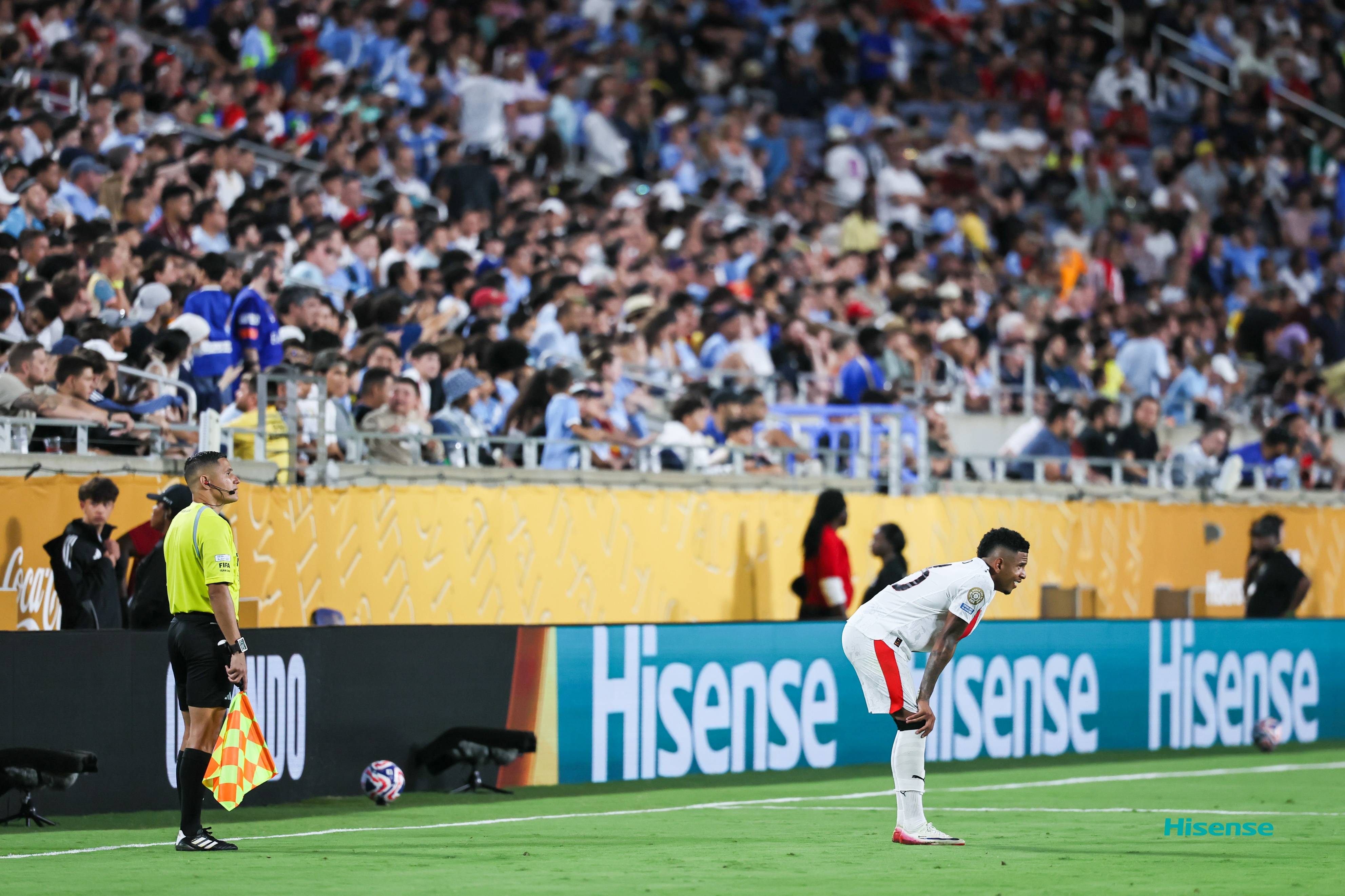 曼城主帅指导球队细节，力求完善球队打法