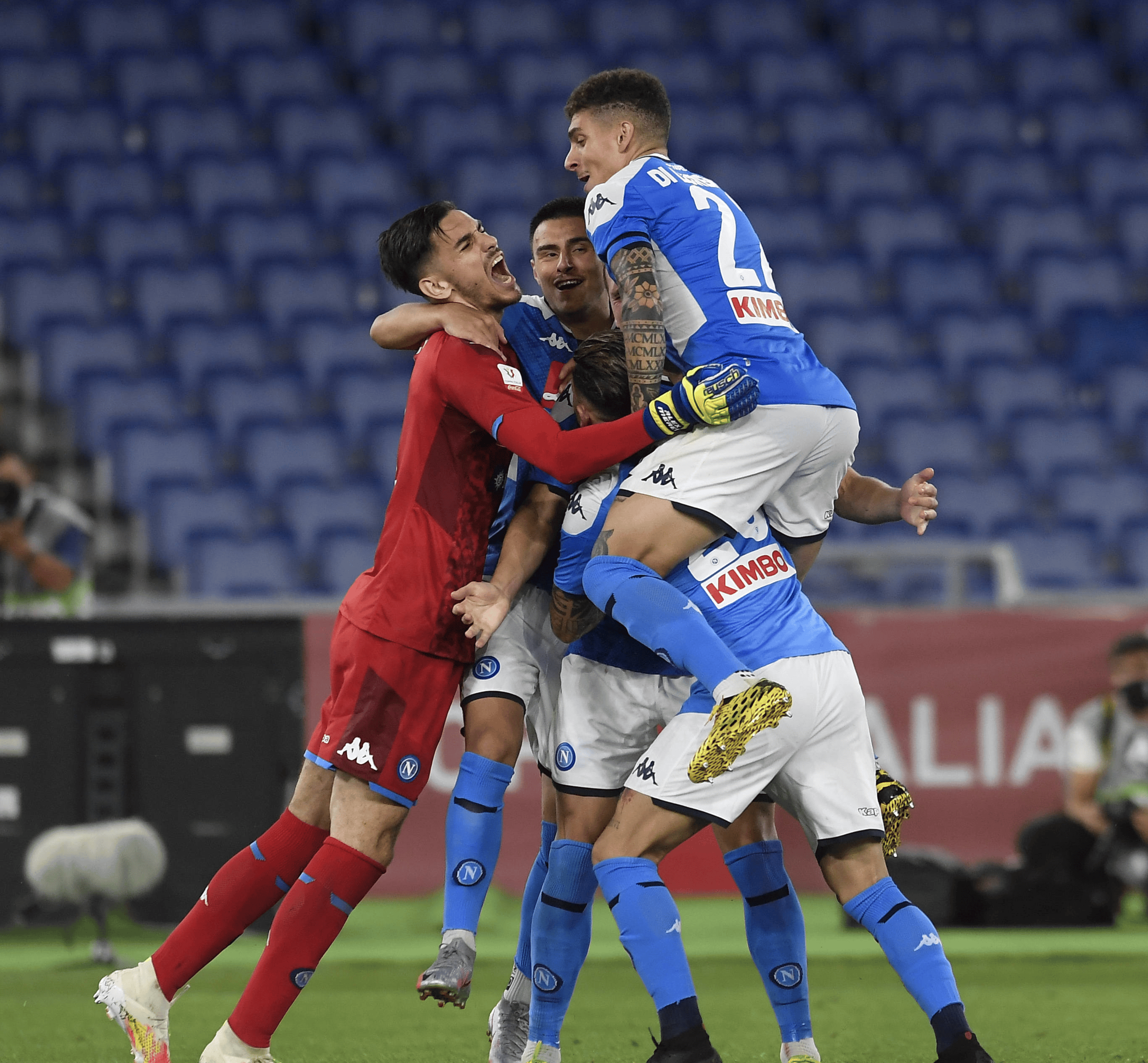 那不勒斯客场不敌巴黎圣日耳曼，输球无缘的简单介绍