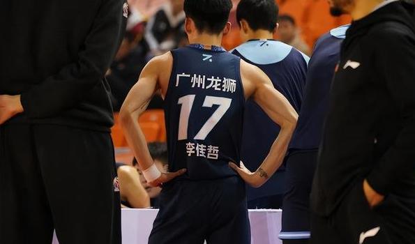 贵阳队团队合作出色，主场击败广州男篮