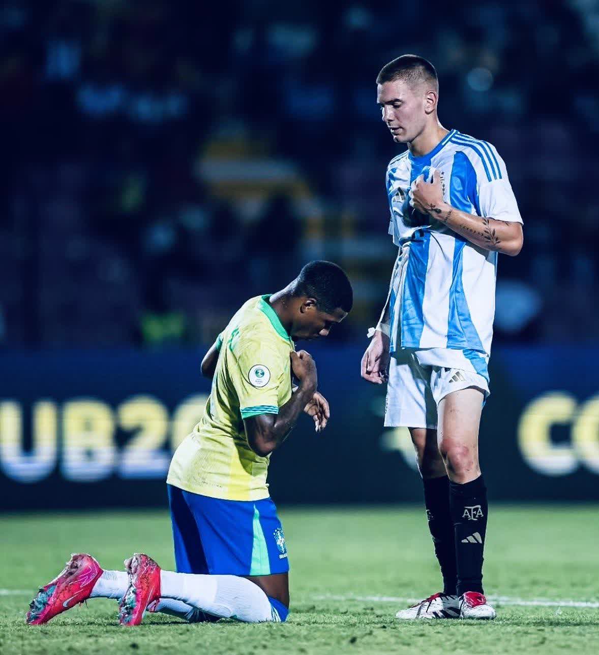 阿根廷完胜葡萄牙，范戴克状态火热