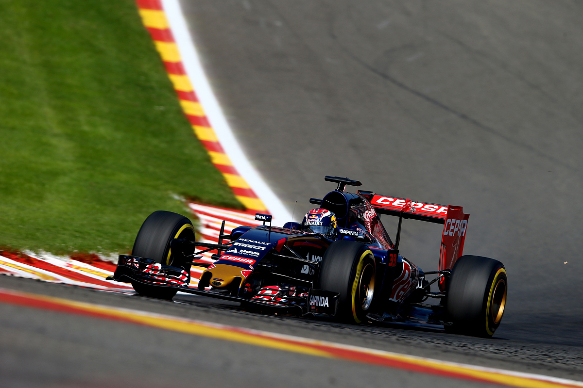 哈斯车队逆转梅赛德斯,佩雷兹高光表现 哈斯车队逆转梅赛德斯,佩雷兹高光表现