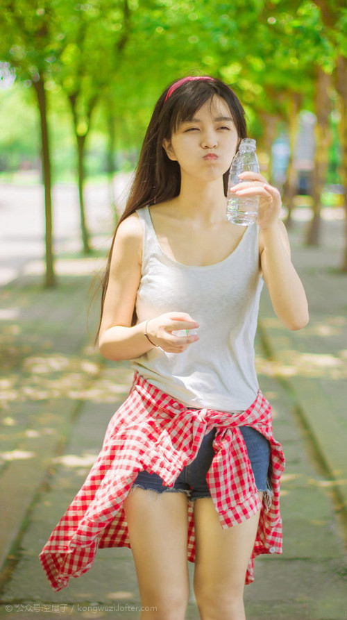 当洛杉矶的球星遇见天山雄鹰,一次不可能的跨界交锋