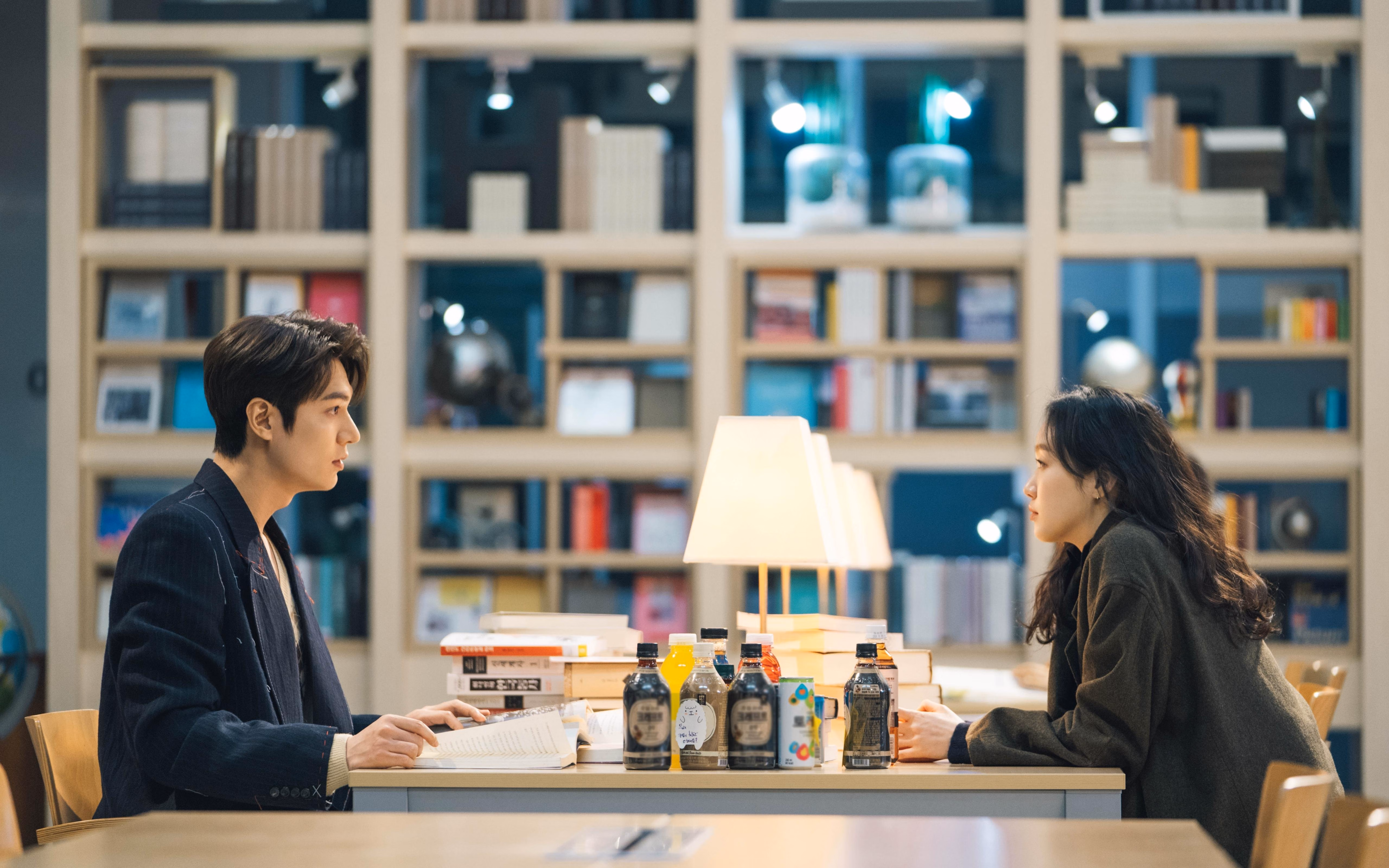 莱万，今夜之后，再无追风