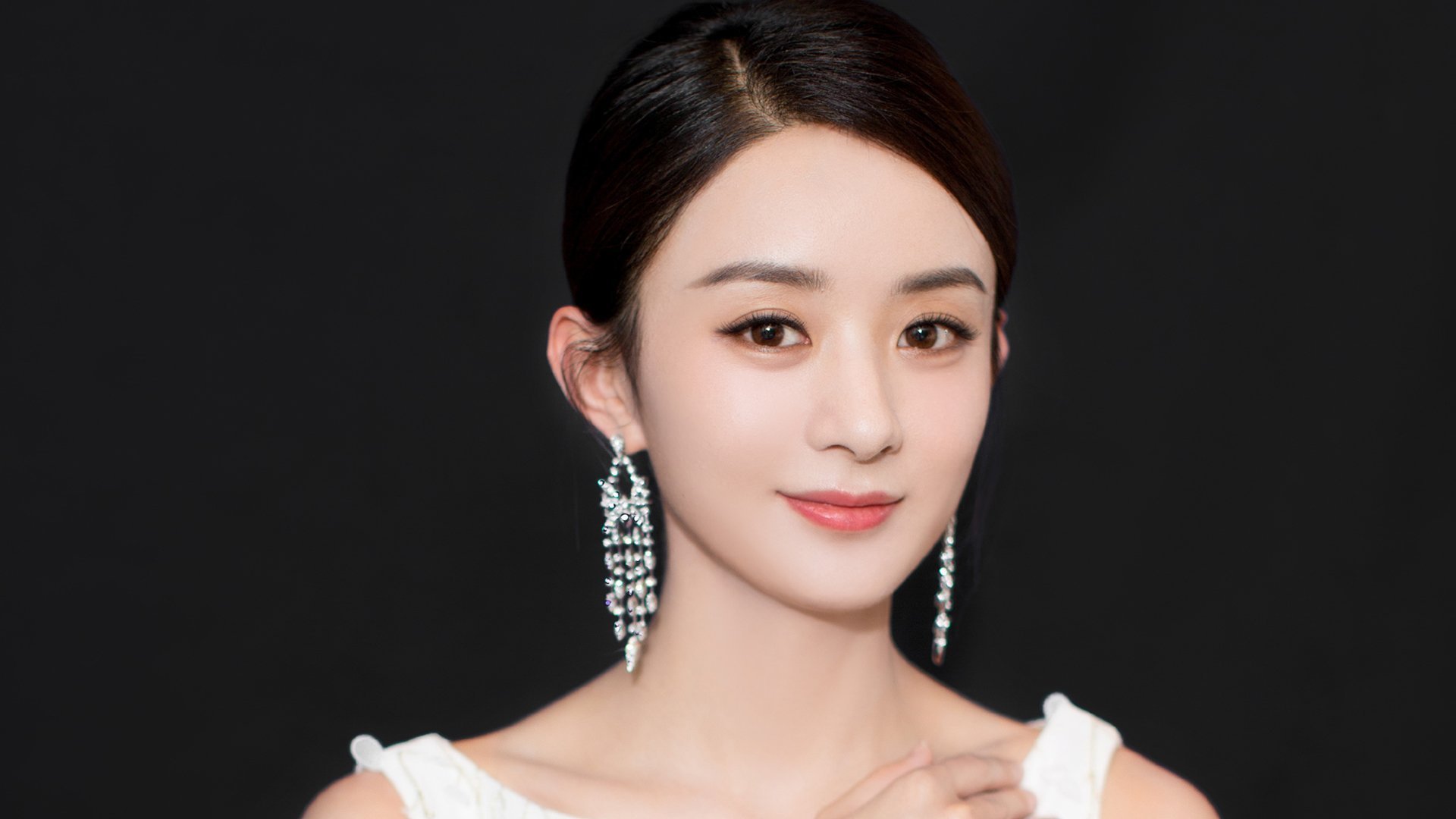 从德甲白热化到欧战绝杀,足球世界的唯一与必然之夜