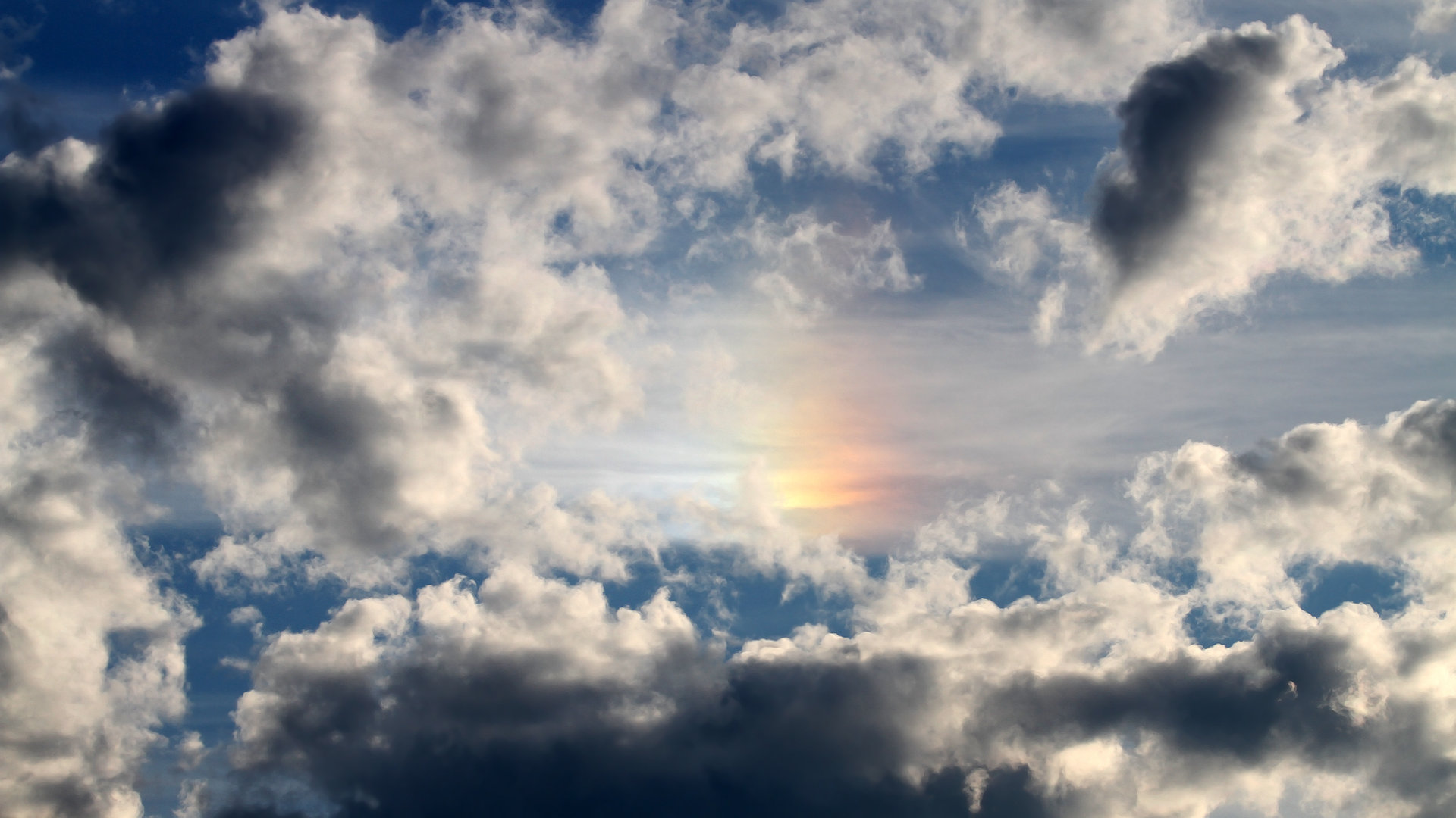 左脚画出彩虹,克瓦拉茨赫利亚的美加墨不眠之夜