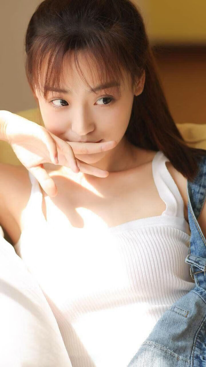 宿命的风暴眼，2026世界杯E组生死战，迪亚斯点亮智利足球的孤独灯塔